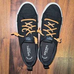 Women's Crest Vibe Canvas Sneakers - sperry